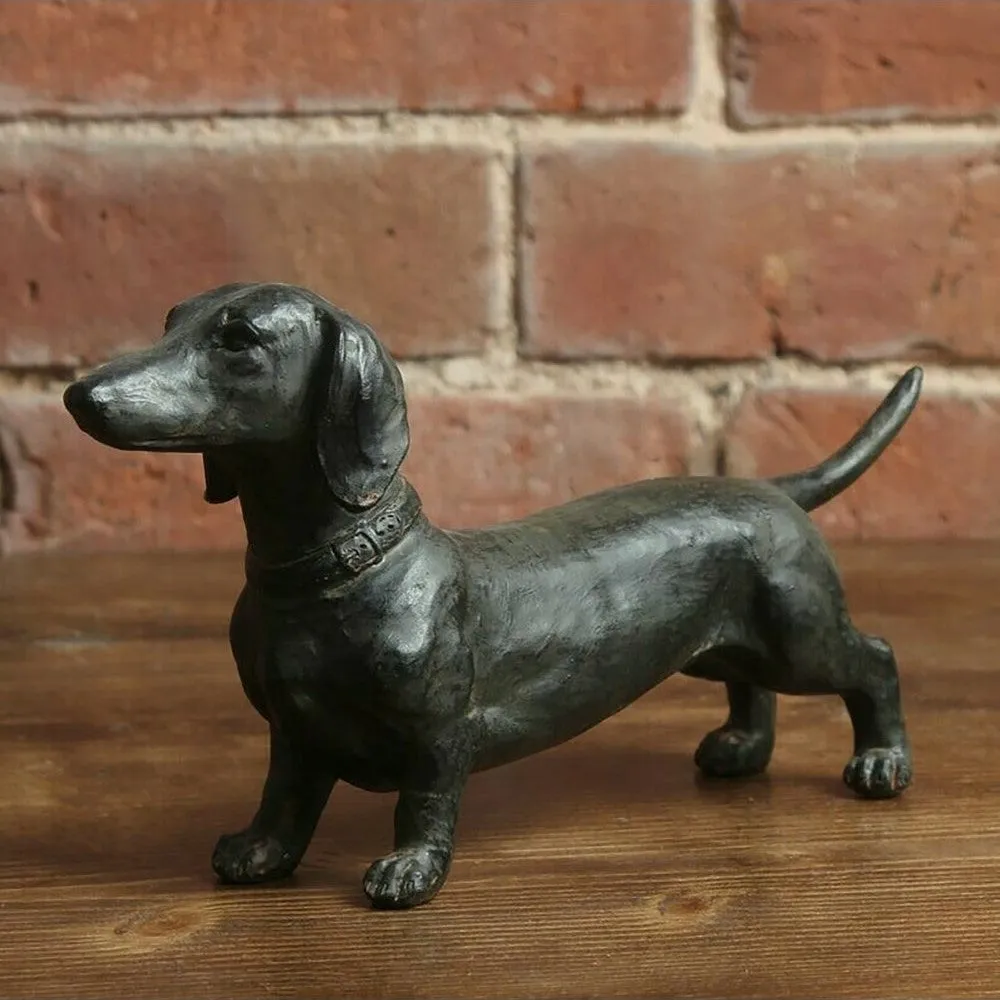 Dach Everywhere™ Realistic Dachshund Sculpture