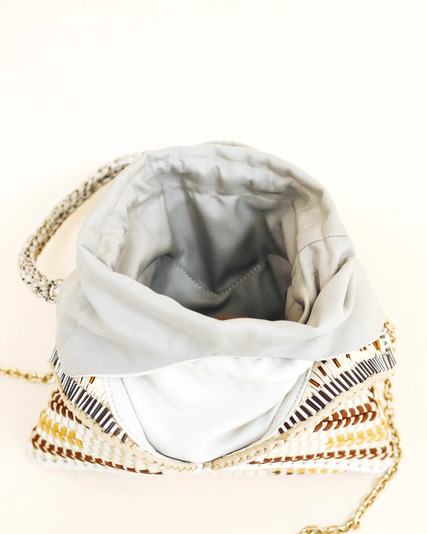 Malagos Drawstring Bag Beige