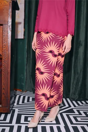 The Congkak Women Folded Skirt - Edge