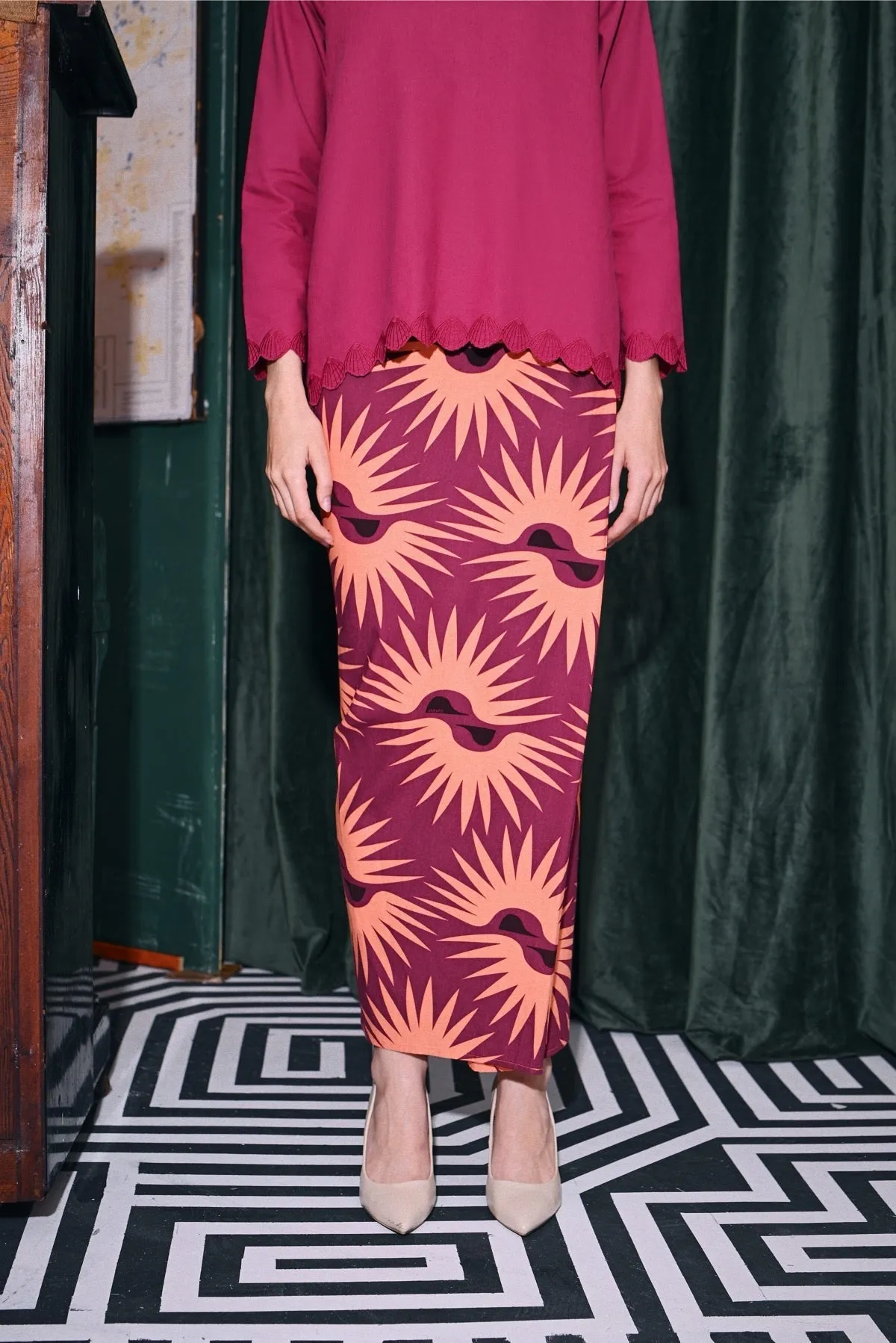 The Congkak Women Folded Skirt - Edge